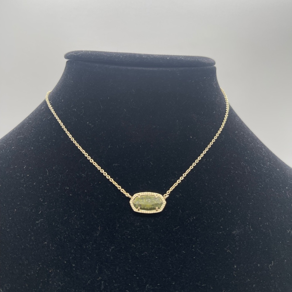 Kendra Scott Elisa Gold Necklace with Green Jadeite Pendant